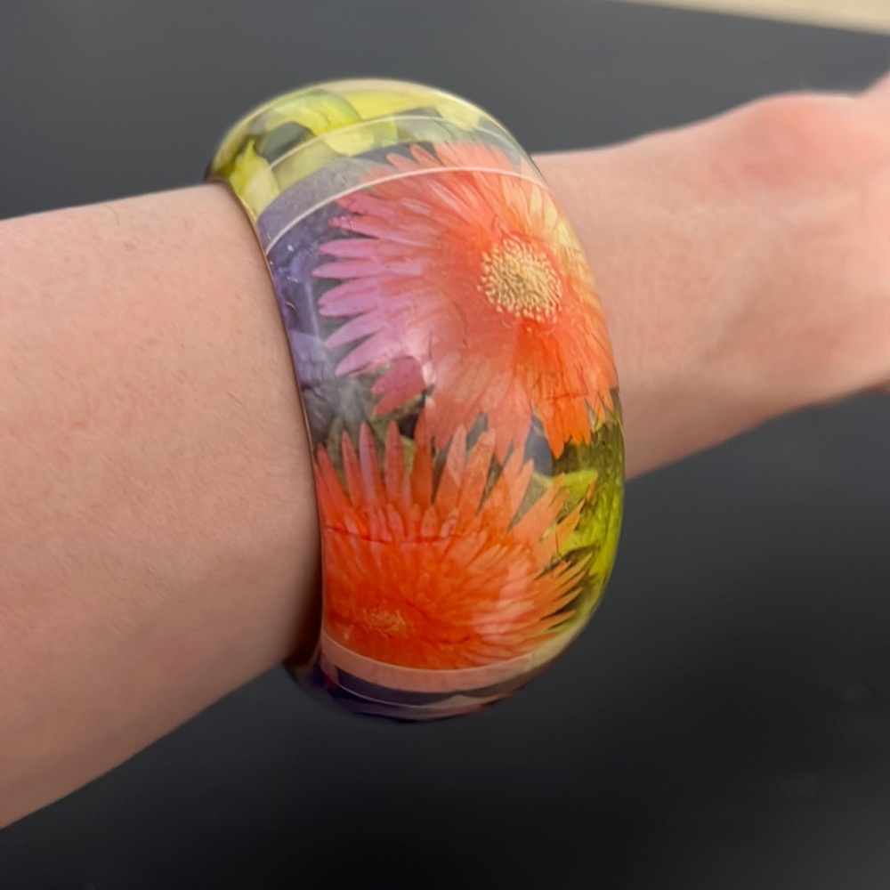 Vintage Wood Laminated Bangle Bracelet, Floral, Flowers, Spring, Retro, Boho